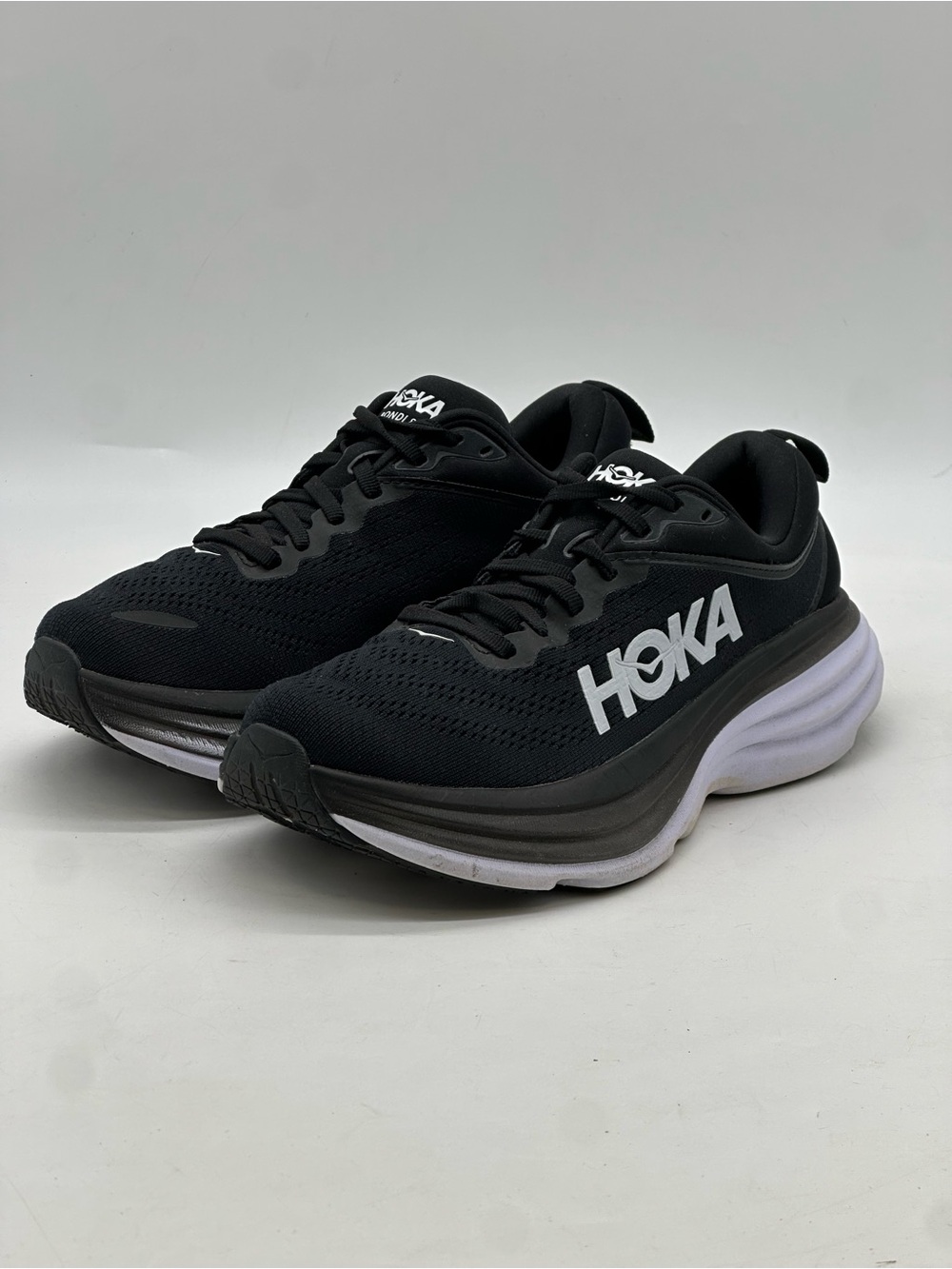Hoka Bondi 8 Sneakers. Size 7. - Picture 4 of 9
